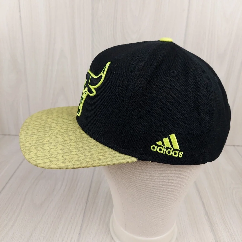 Adidas Chicago Bulls Hat Mens OSFA Black Neon Yellow Embroidered Snapback Cap